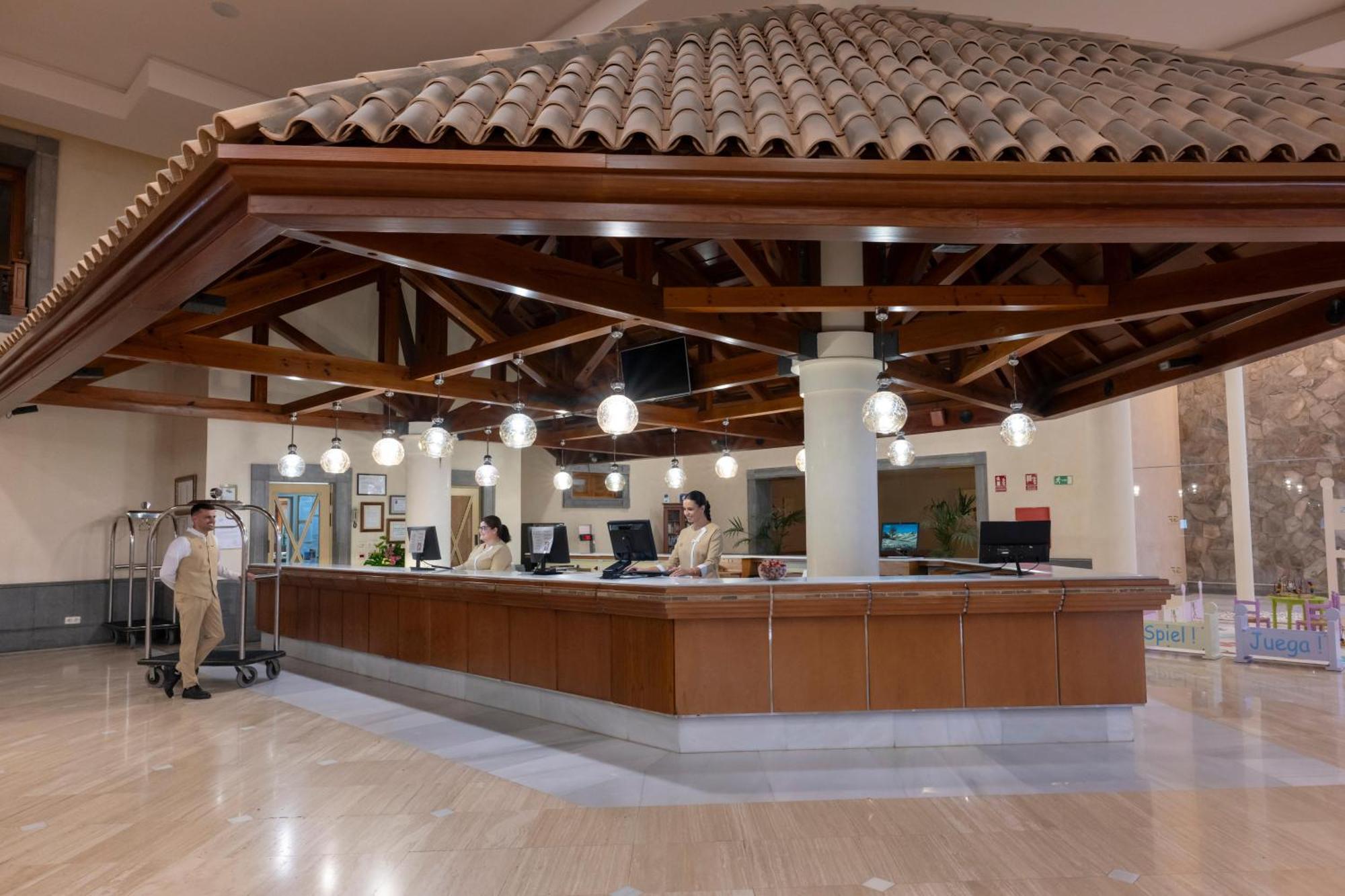 Gf Gran Costa Adeje***** Ξενοδοχείο Εξωτερικό φωτογραφία